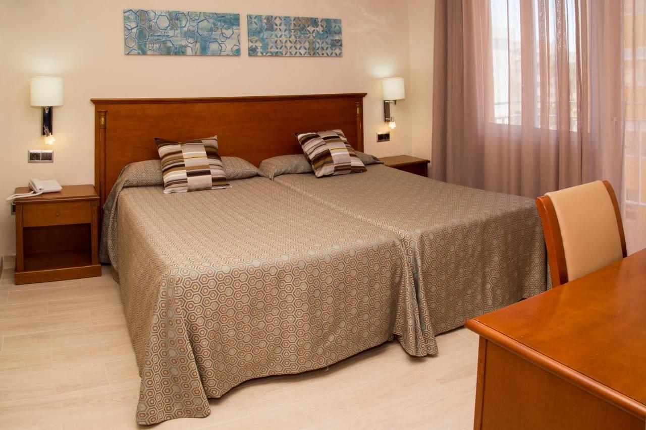 Apartamentos Ecuador Park Torremolinos Bagian luar foto