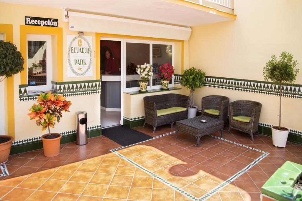 Apartamentos Ecuador Park Torremolinos Bagian luar foto